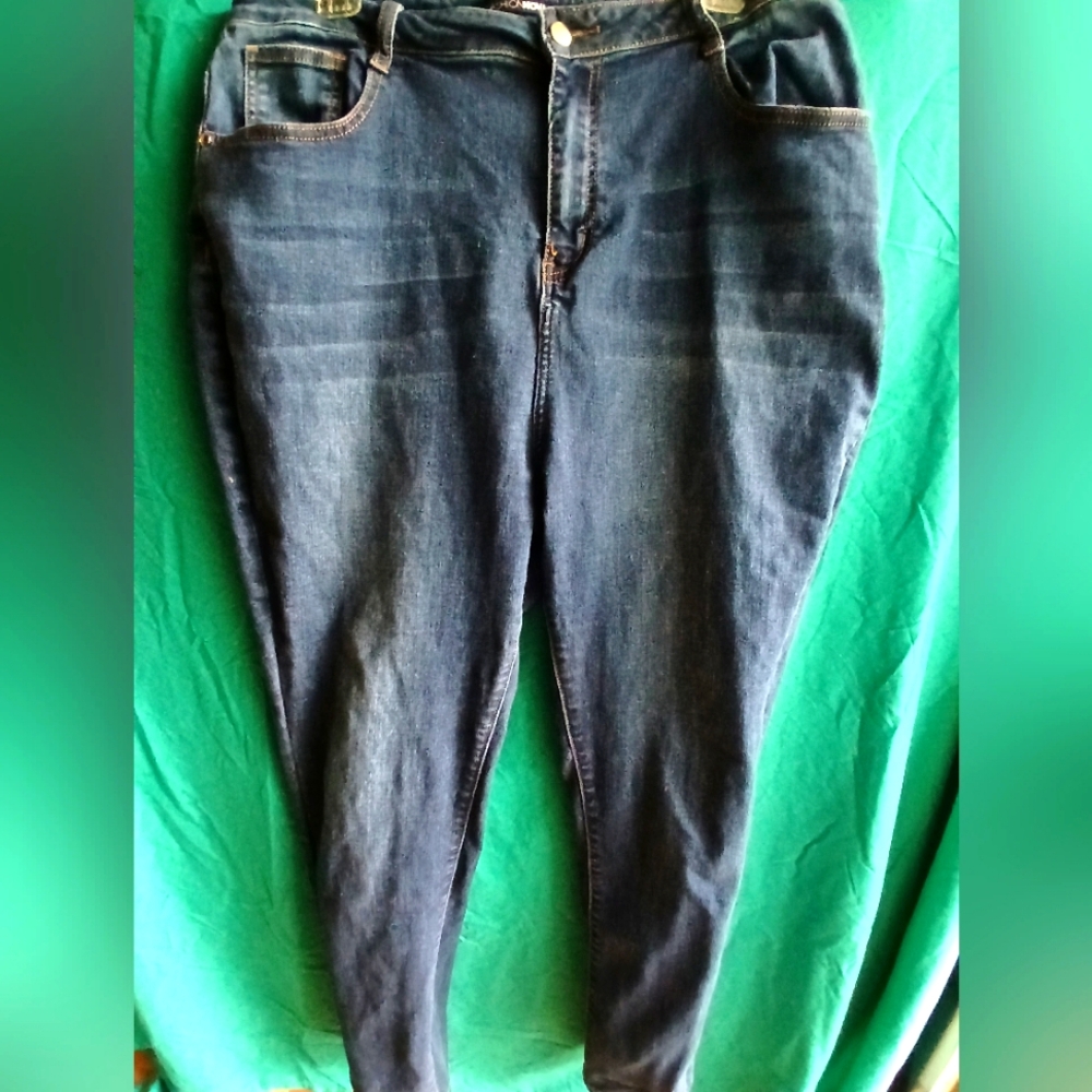 Fashion Nova Jeans Size 16